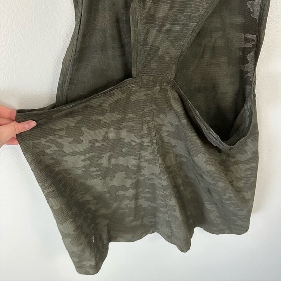 Lululemon Deep Camo Run For Days Tank - Picture 8 of 16